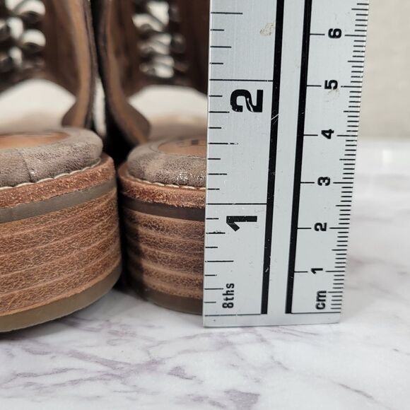 Sofft Nora Lace Up Sandal Metallic Taupe Suede Leather Women's Size 6 - Picture 12 of 12